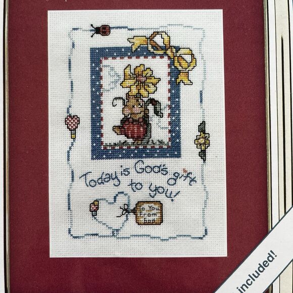 NEW Weekenders Blessings "Today is God's Gift" Counted Cross Stitch Kit 5" x 7" - Picture 3 of 5